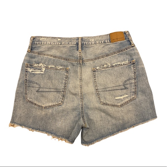 American Eagle Outfitters 90s Boyfriend Distressed High Waisted Blue Jean Shorts - Picture 2 of 9